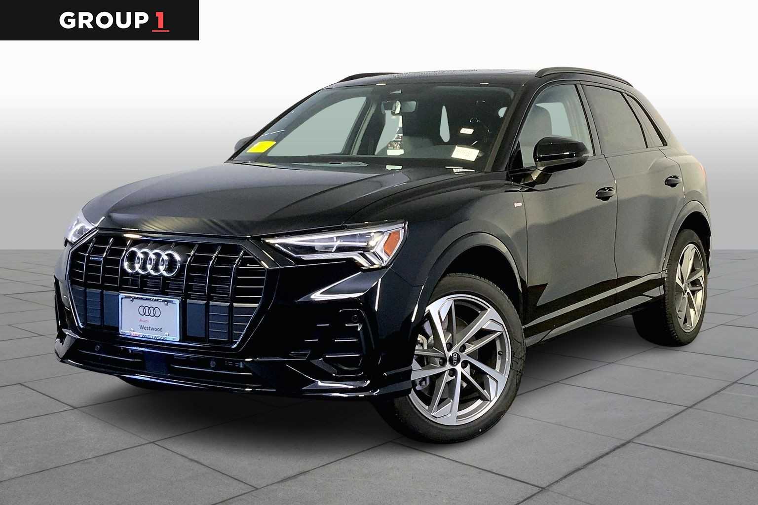 2025 Audi Q3 S Line Premium's photo