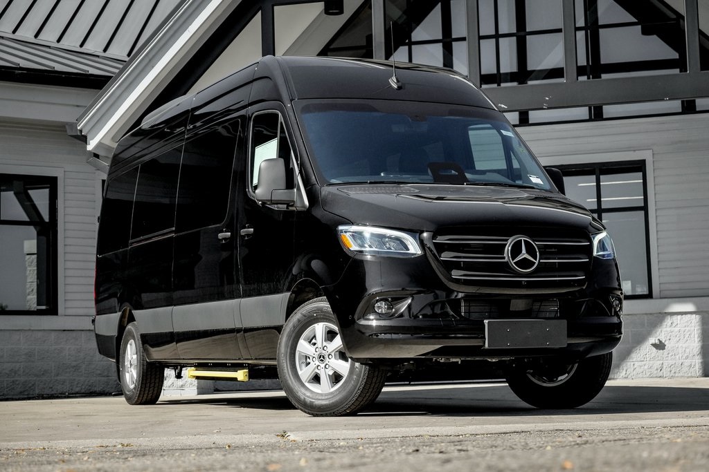 2026 Mercedes-Benz Sprinter Passenger Van Base's photo