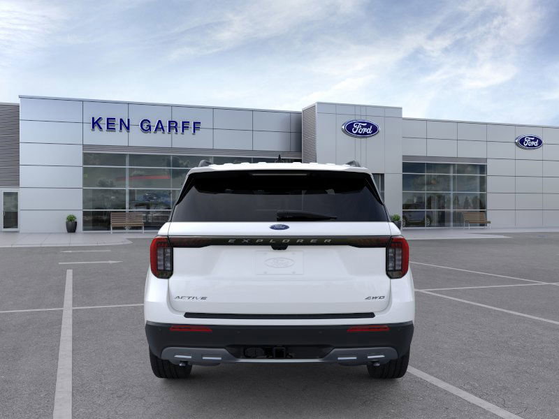 2026 Ford Explorer photo 2