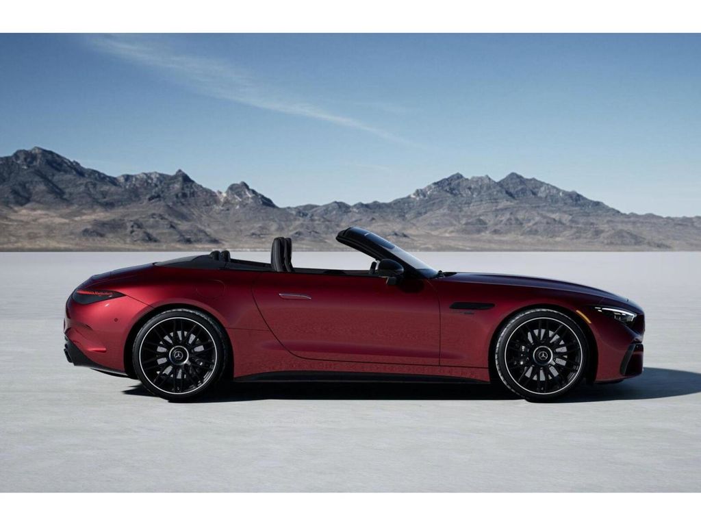 2025 Mercedes Benz SL AMG 63 photo 2