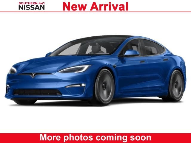 2022 Tesla Model S Base's photo