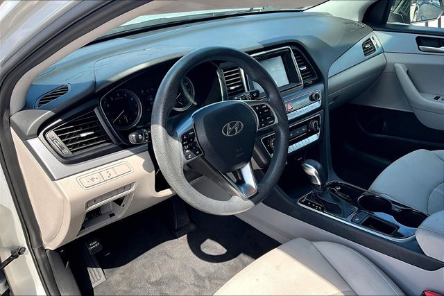 2019 Hyundai Sonata SE photo 5