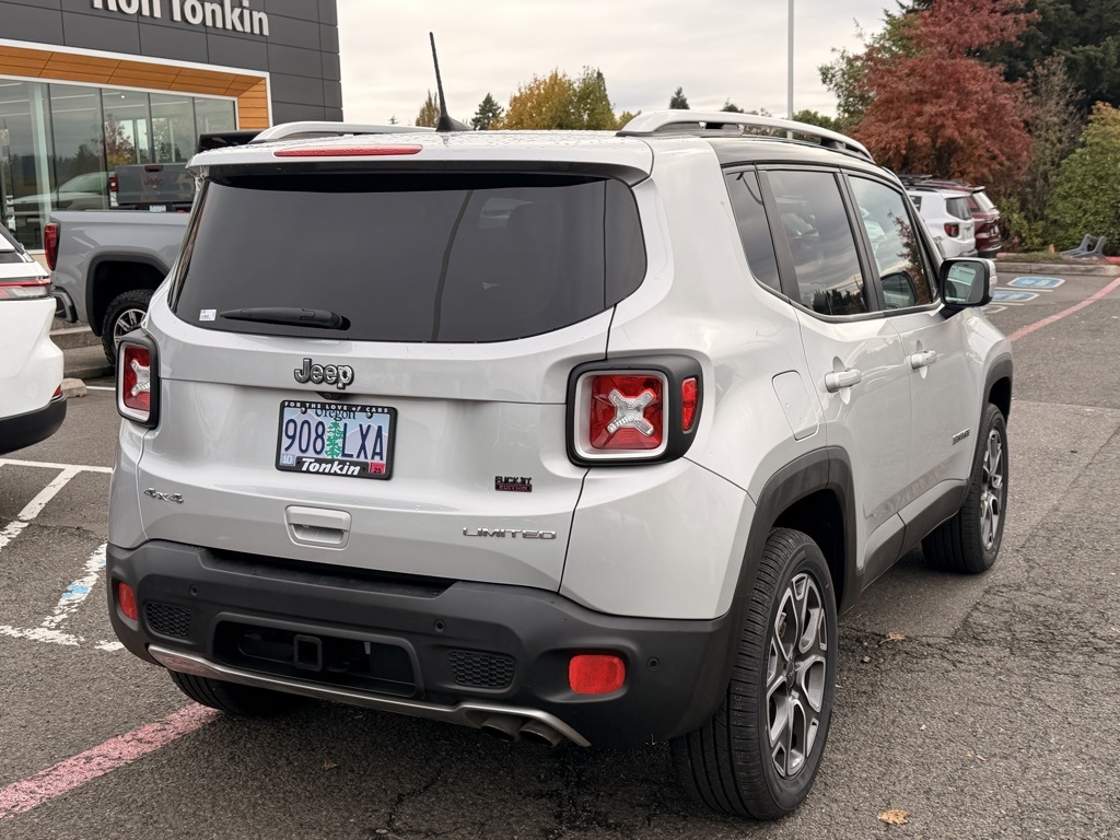 2018 Jeep Renegade Limited photo 2