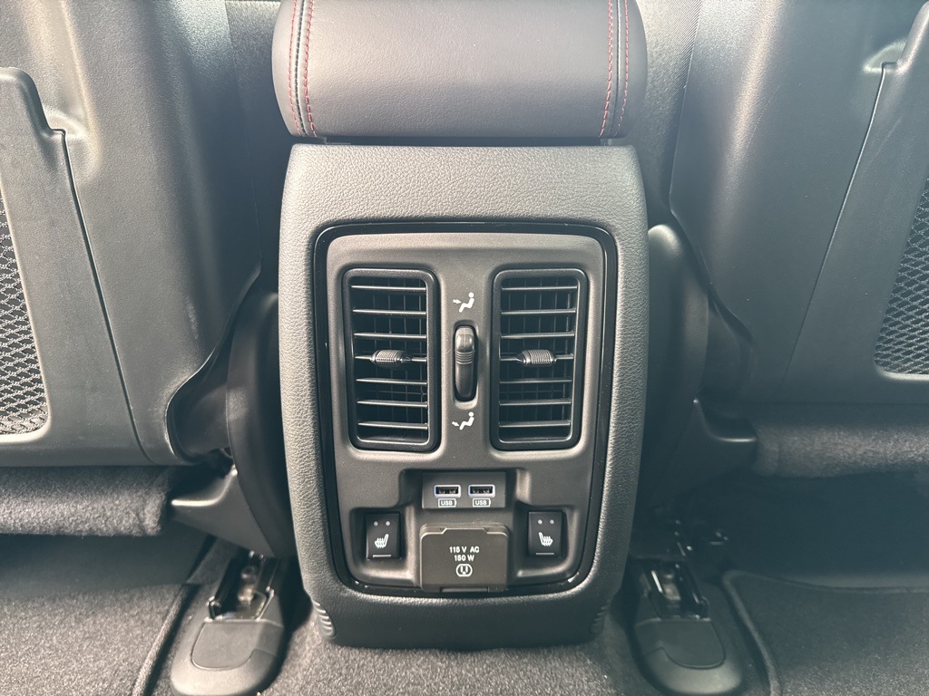 2025 Dodge Durango R/T Plus photo 29