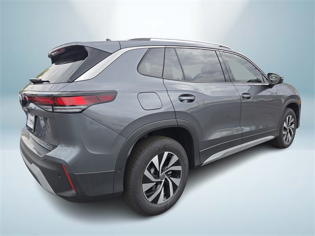 2025 Volkswagen Tiguan S photo 3