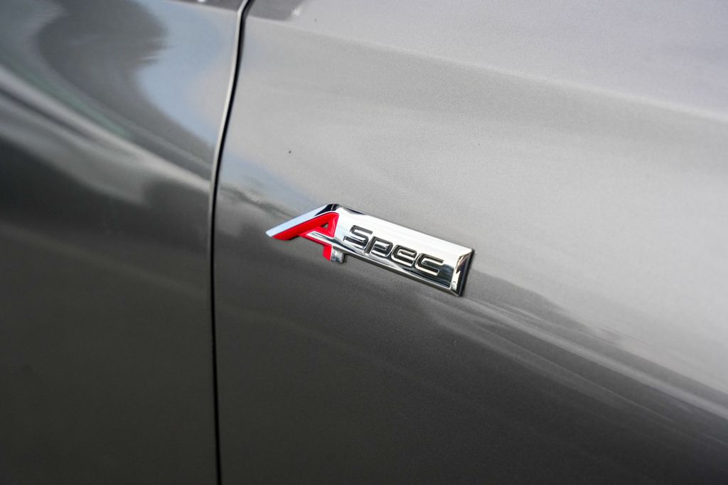 2022 Acura MDX A-Spec photo 6