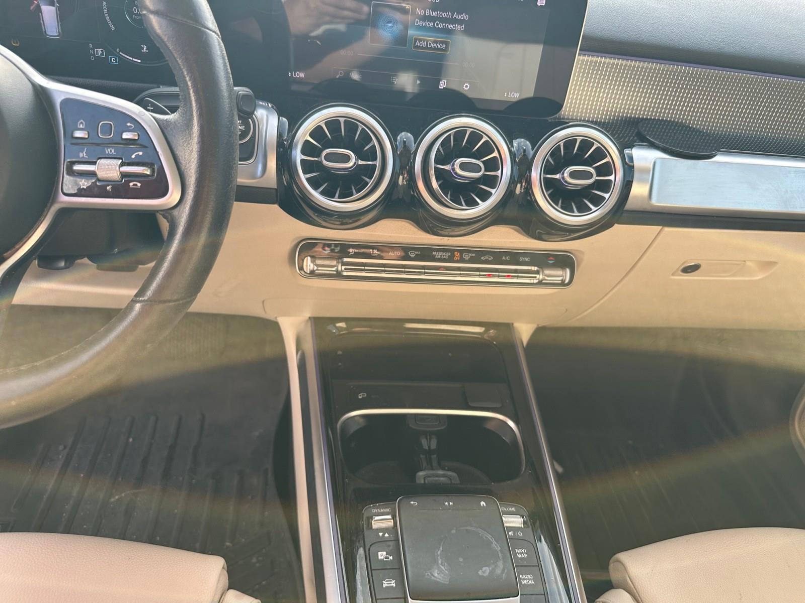 2021 Mercedes Benz GLB 250 photo 10