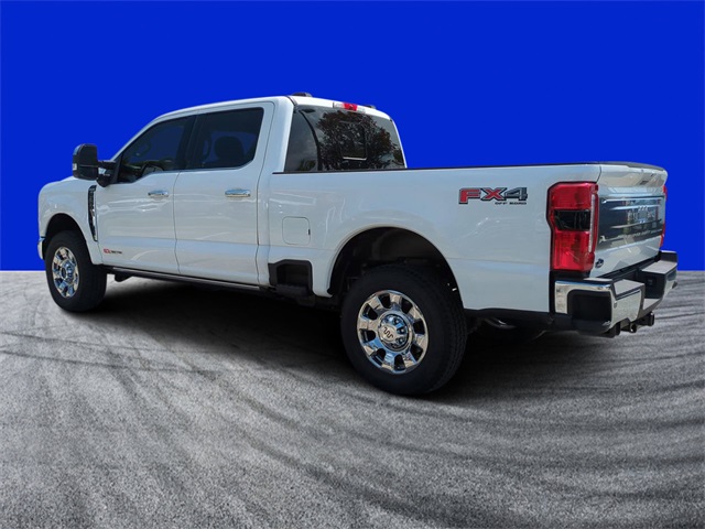 2025 Ford F-350 King Ranch photo 5