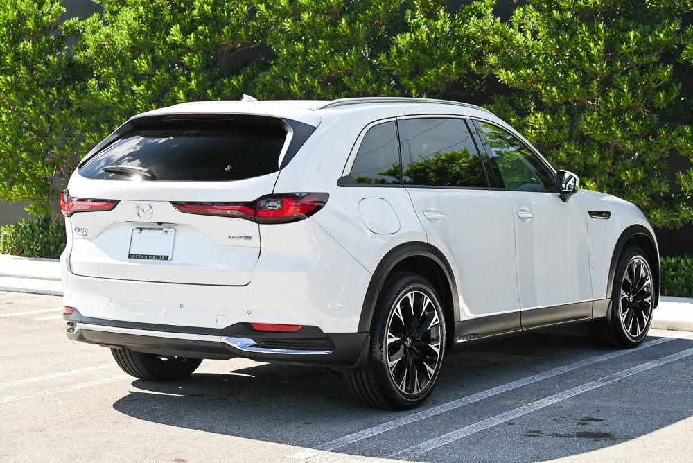 2024 Mazda CX-90 Premium photo 4
