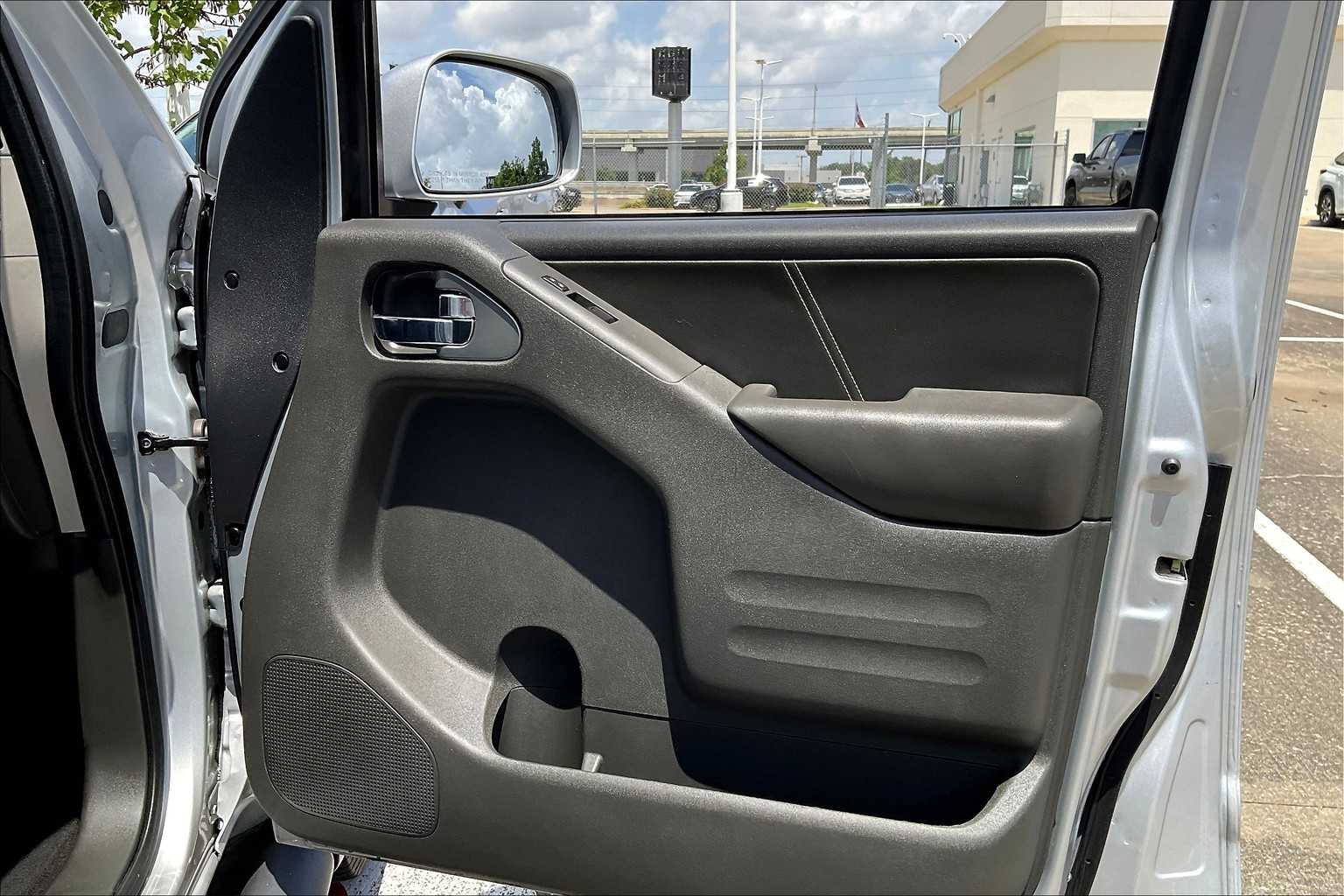 2021 Nissan Frontier PRO-4X photo 54