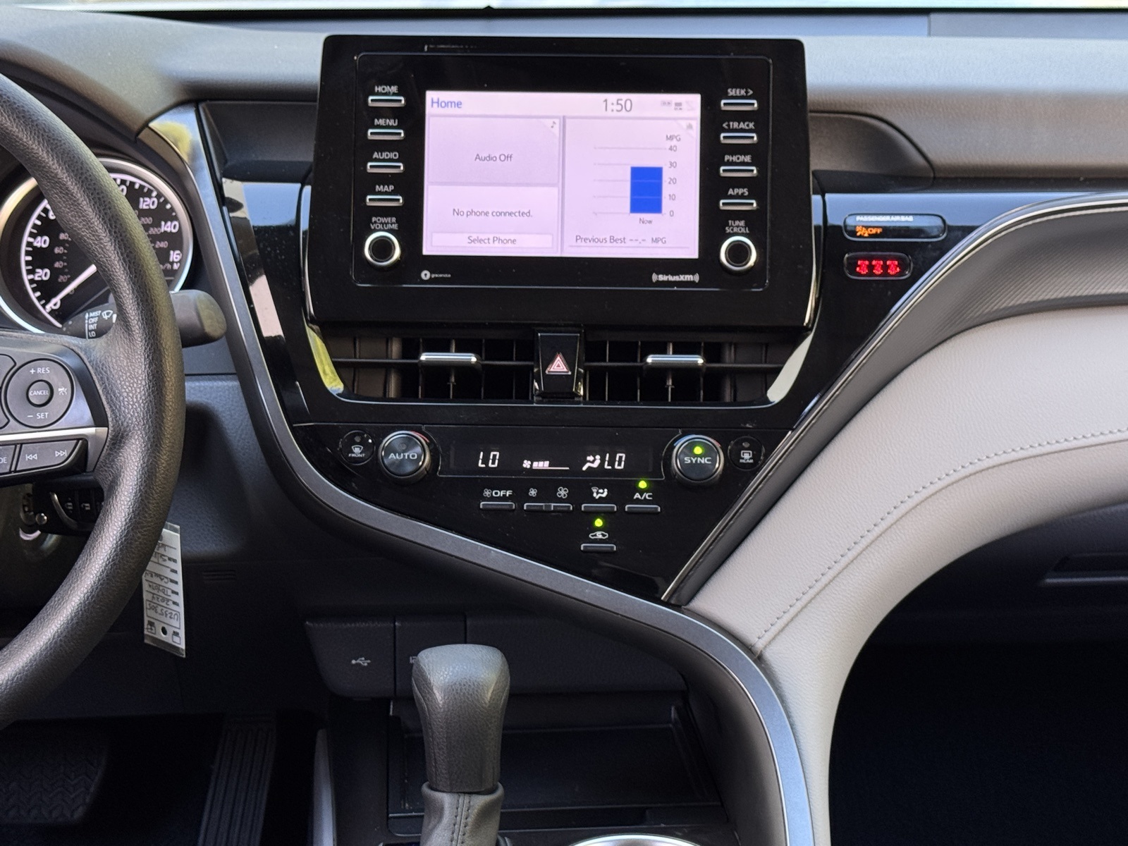 2024 Toyota Camry LE photo 4