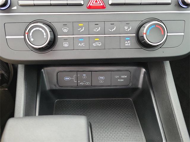 2025 Hyundai Tucson SE photo 13
