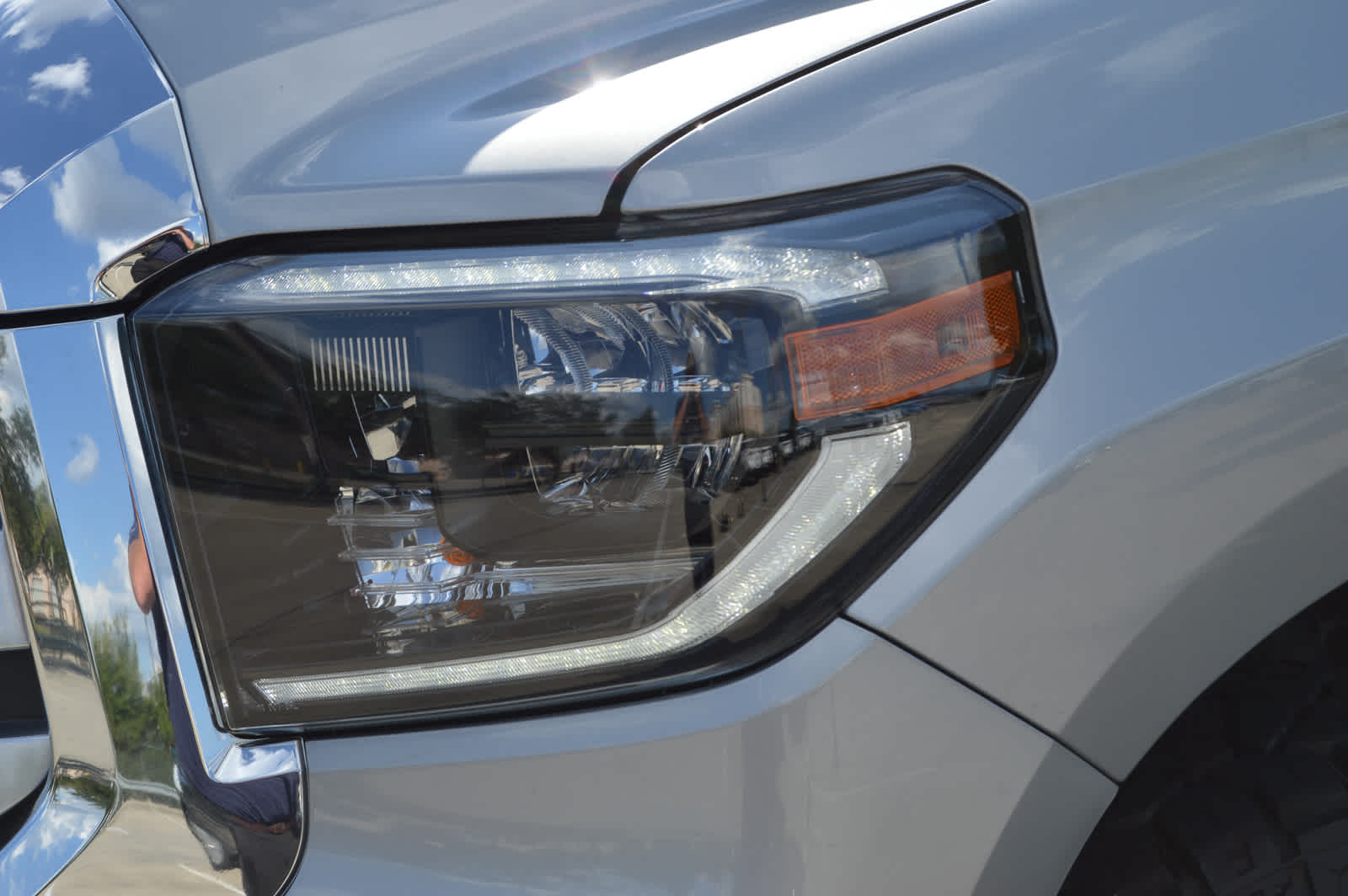 2021 Toyota Tundra Limited Grade photo 7