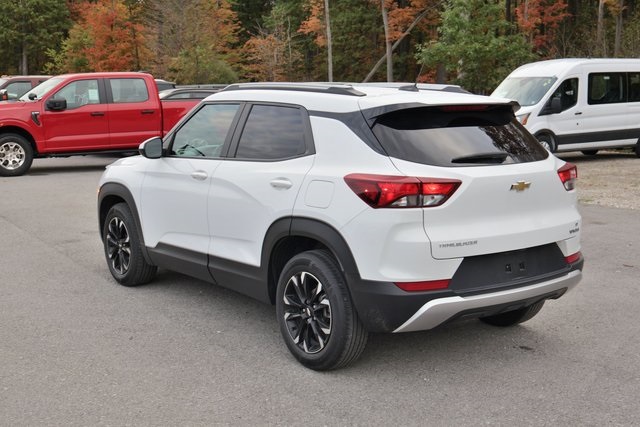 2022 Chevrolet Trailblazer LT photo 4