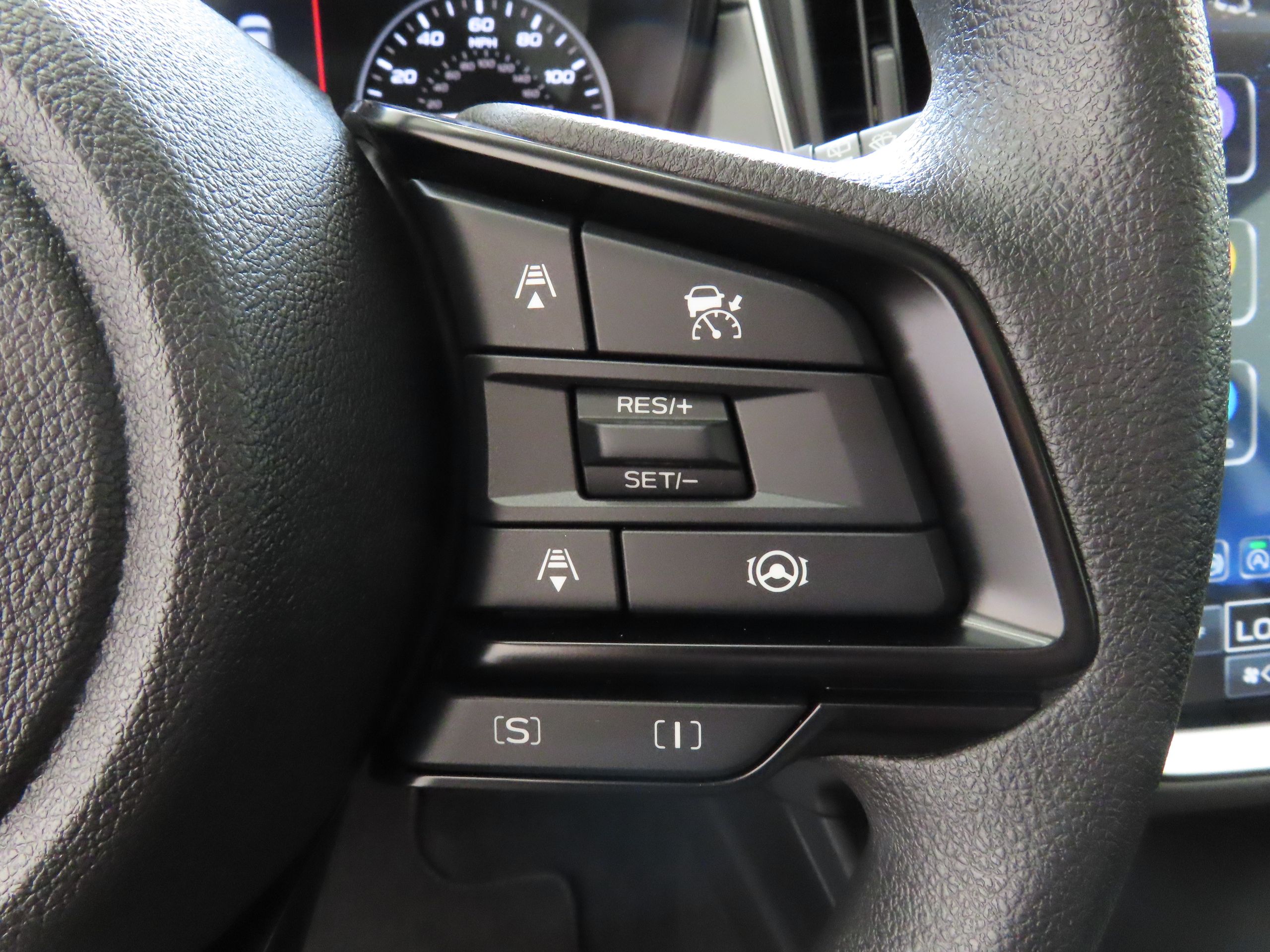 2025 Subaru Crosstrek Premium photo 13