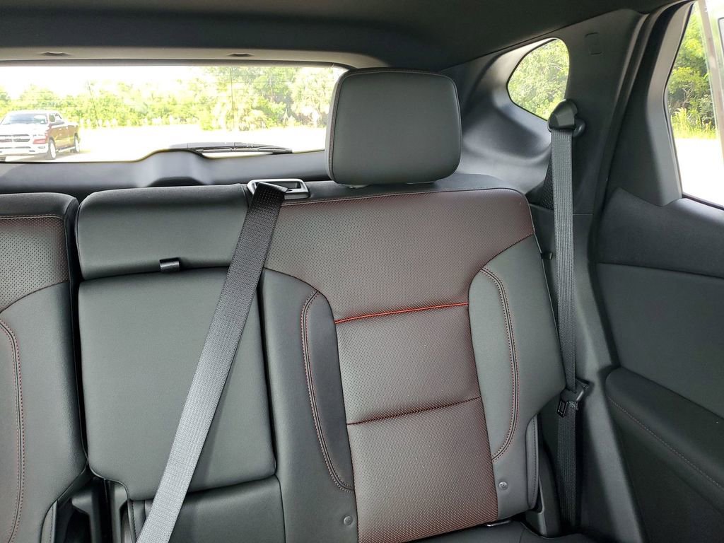 2025 Chevrolet Blazer RS photo 14