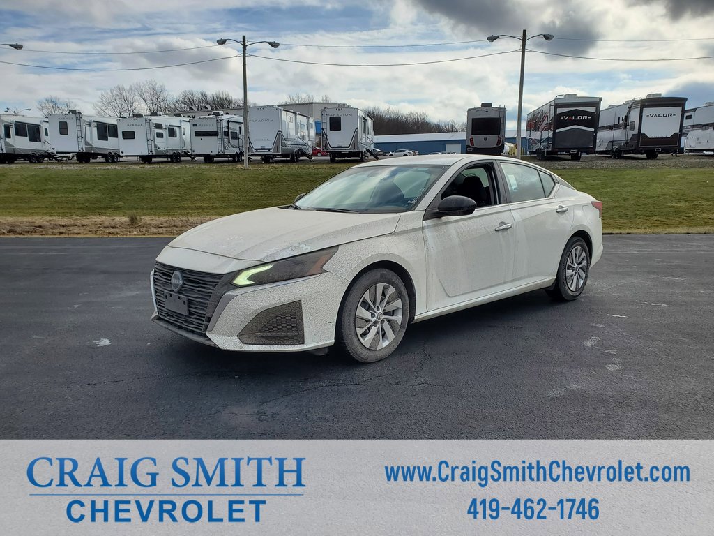 2024 Nissan Altima S's photo