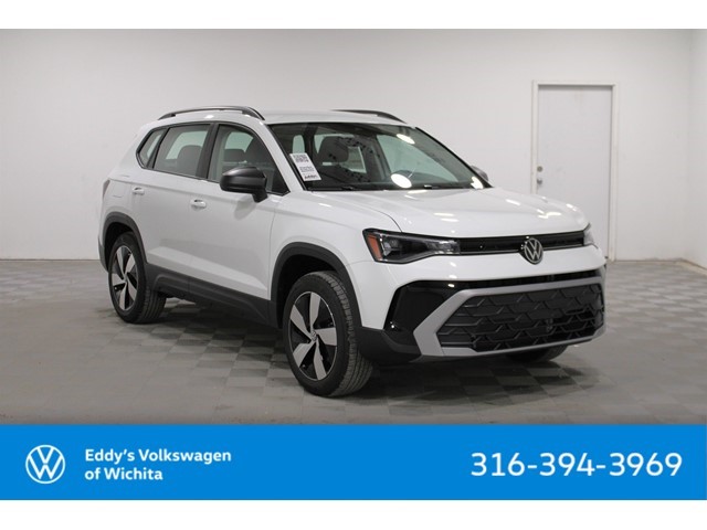 2025 Volkswagen Taos S's photo