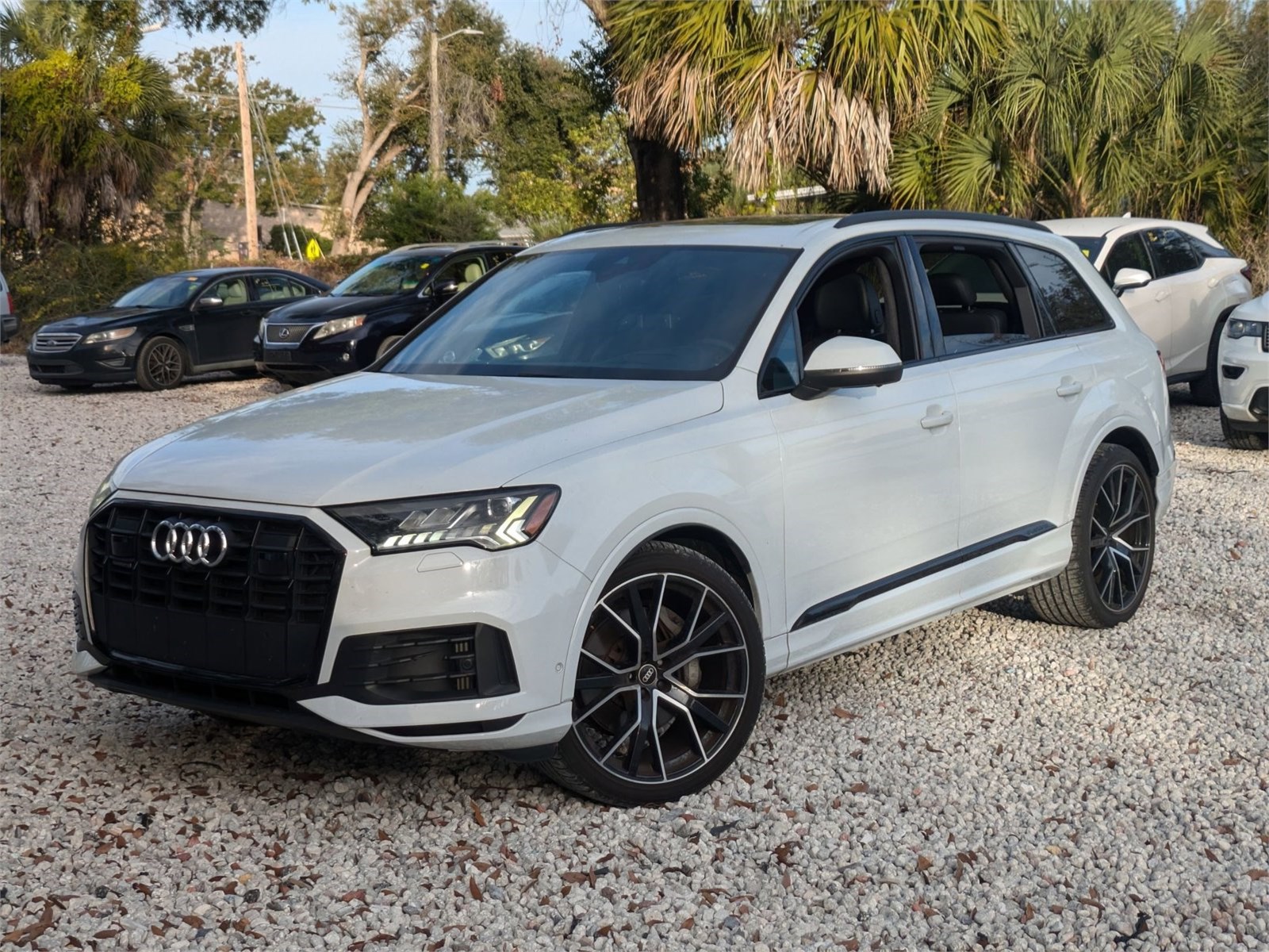 2021 Audi Q7 Prestige's photo