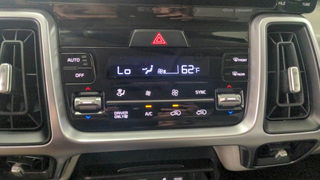 Used 2023 Aurora Black Kia EX image 23