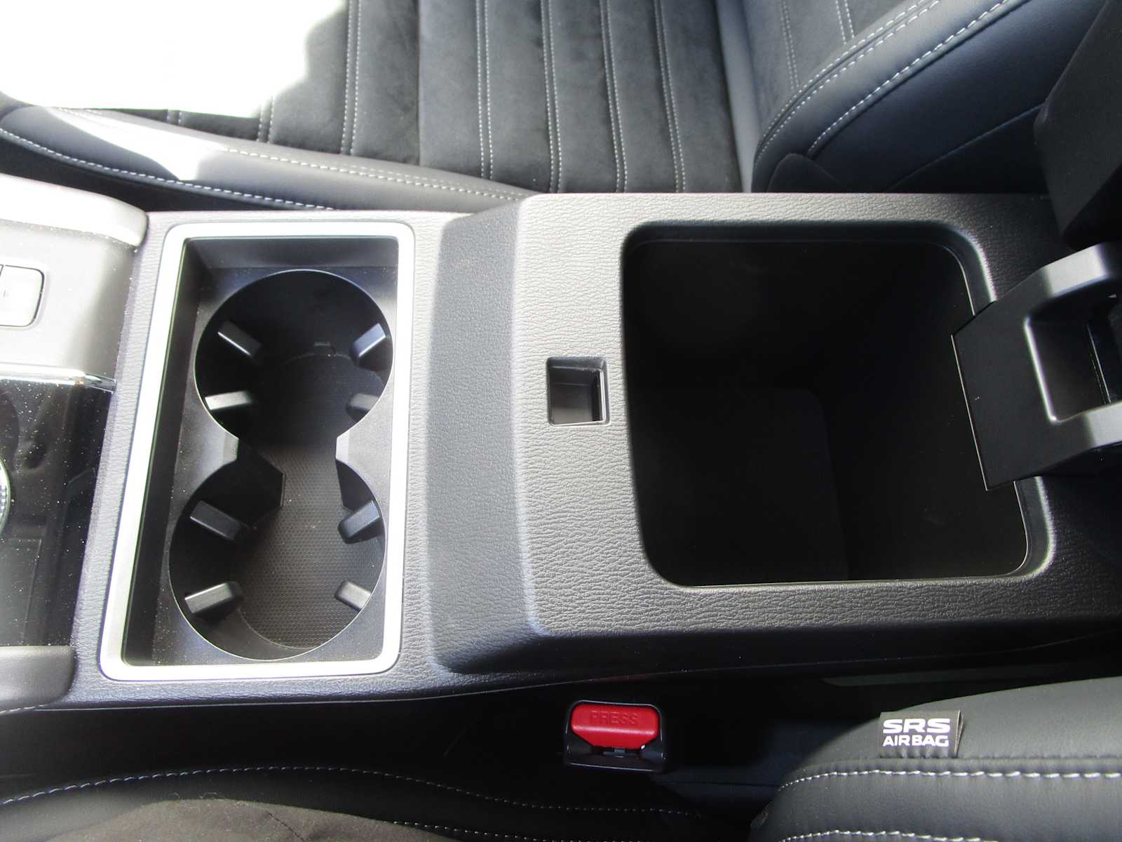 2023 Mitsubishi Outlander PHEV SE photo 22