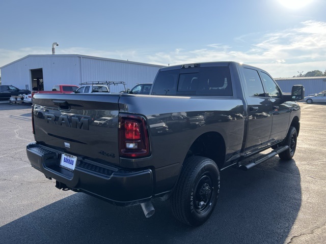 2025 Ram 2500 Tradesman photo 3