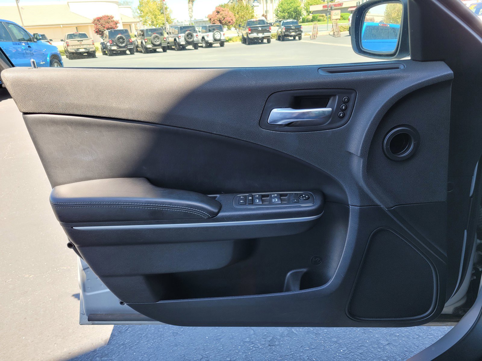 2021 Dodge Charger SXT photo 26
