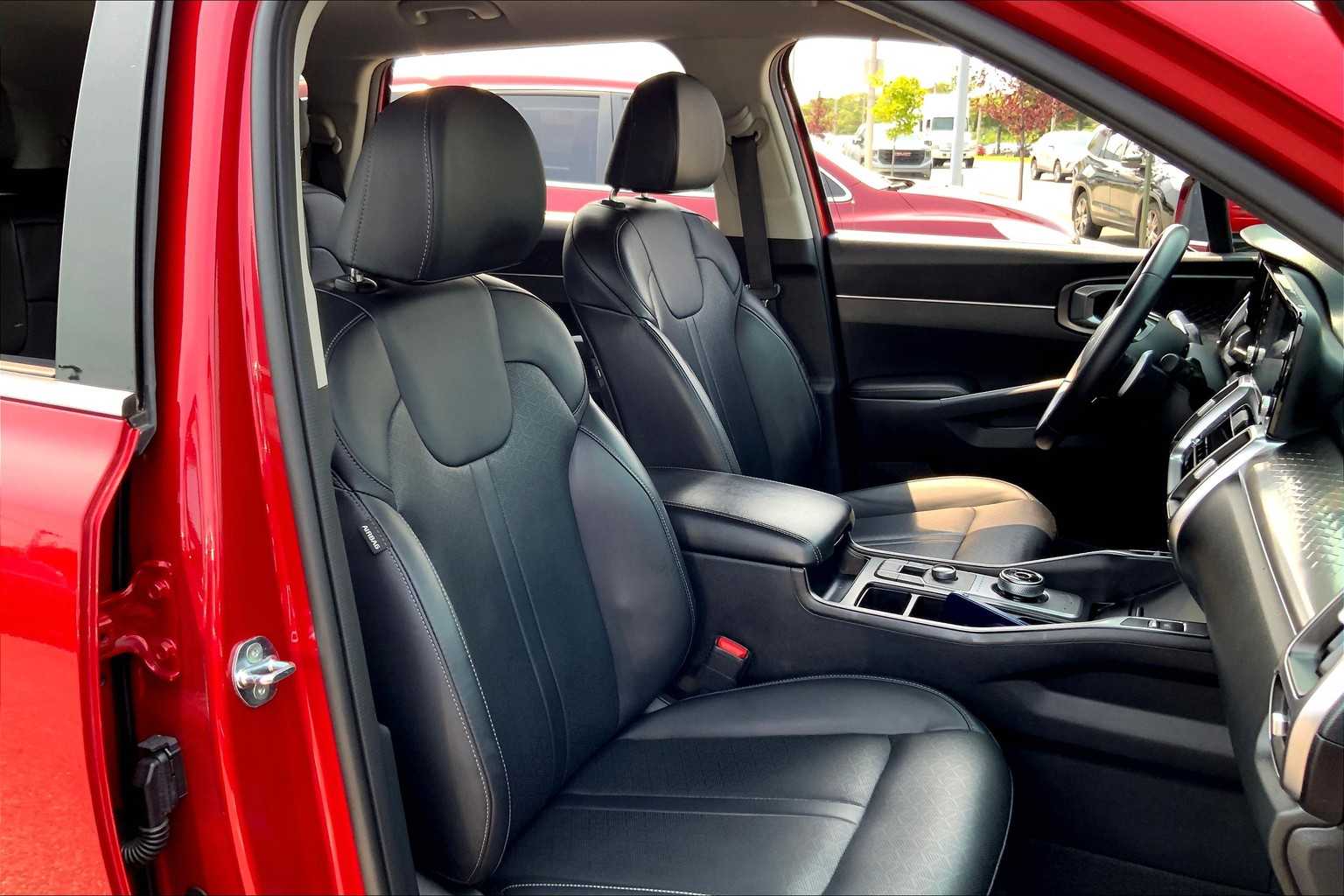 2022 Kia Sorento Hybrid S photo 7