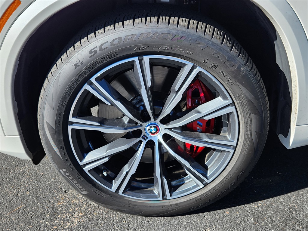 2023 Bmw X5 M50i photo 18
