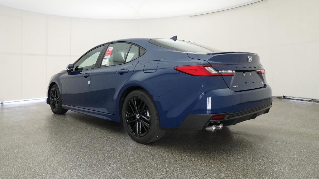 2026 Toyota Camry SE photo 14