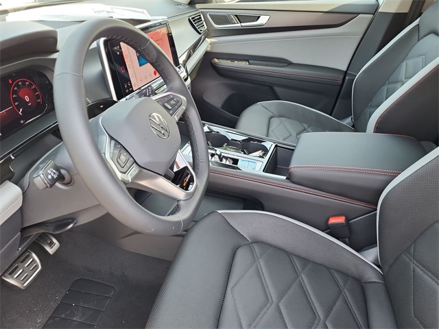 2025 Volkswagen Atlas Peak Edition SE photo 10