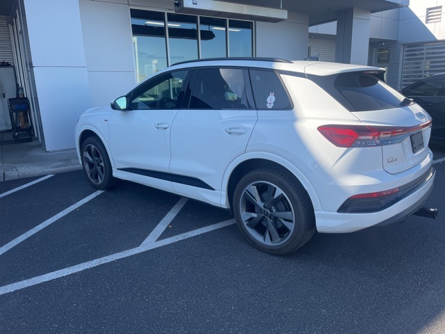 2024 Audi Q4 E-tron Premium photo 6