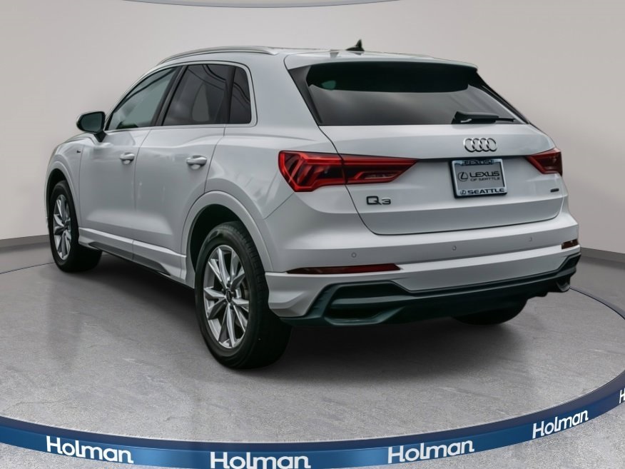 2024 Audi Q3 S line Premium photo 2