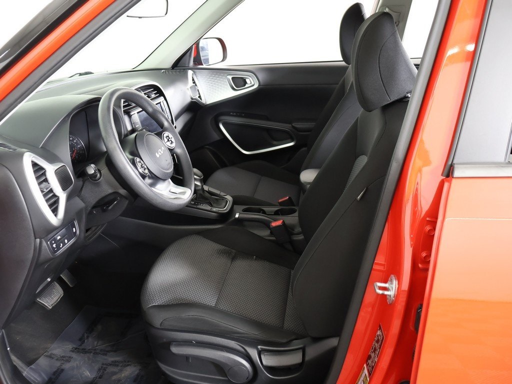 2022 Kia Soul LX photo 21