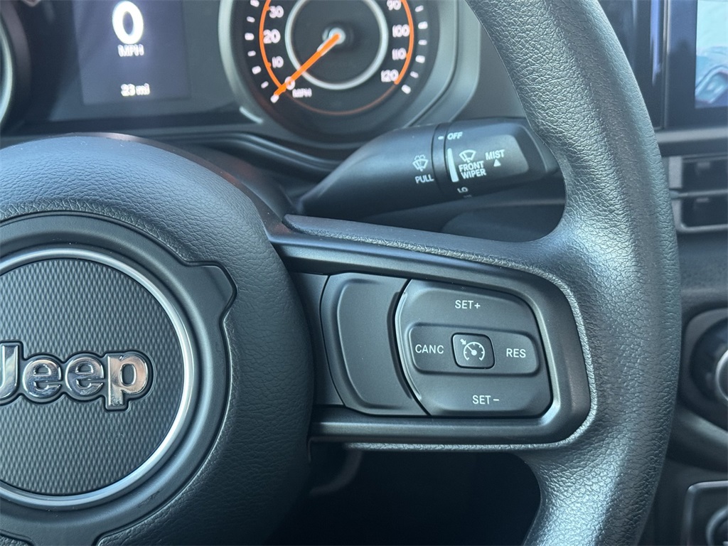 2025 Jeep Gladiator Sport photo 16