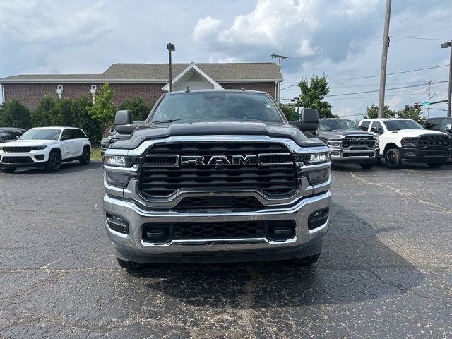 2025 Ram 2500 Tradesman photo 3