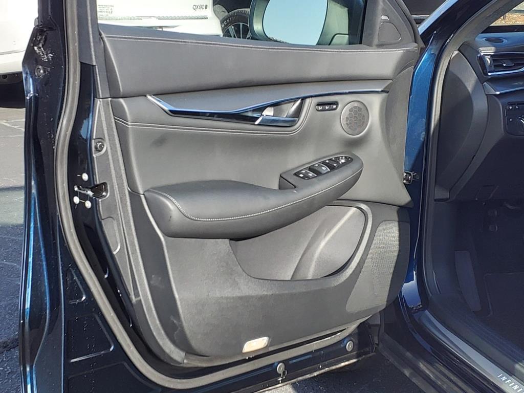 2025 Infiniti QX55 Luxe photo 4