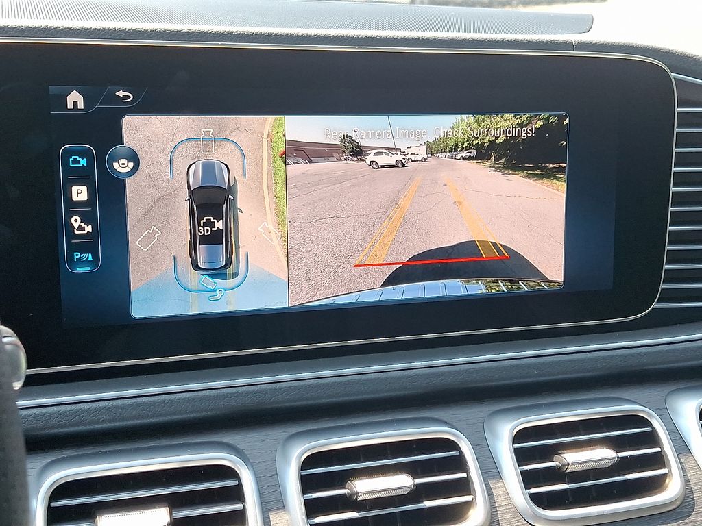 2025 Mercedes Benz GLS 450 4MATIC photo 15