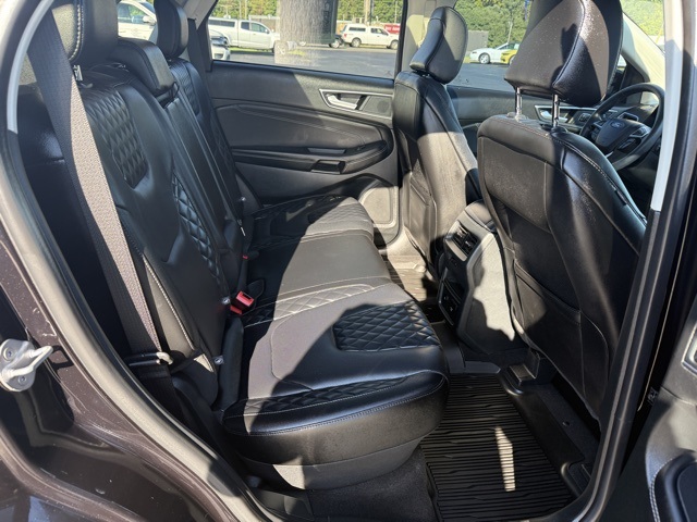 2024 Ford Edge Titanium photo 7