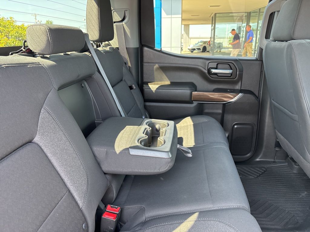 2021 Chevrolet Silverado 1500 RST photo 18