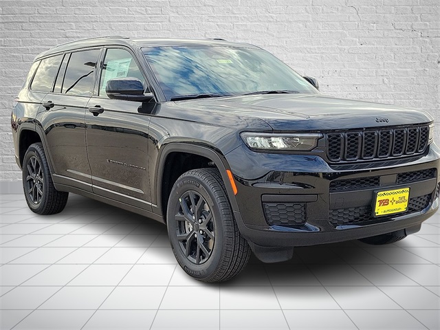 2025 Jeep Grand Cherokee Altitude photo 6