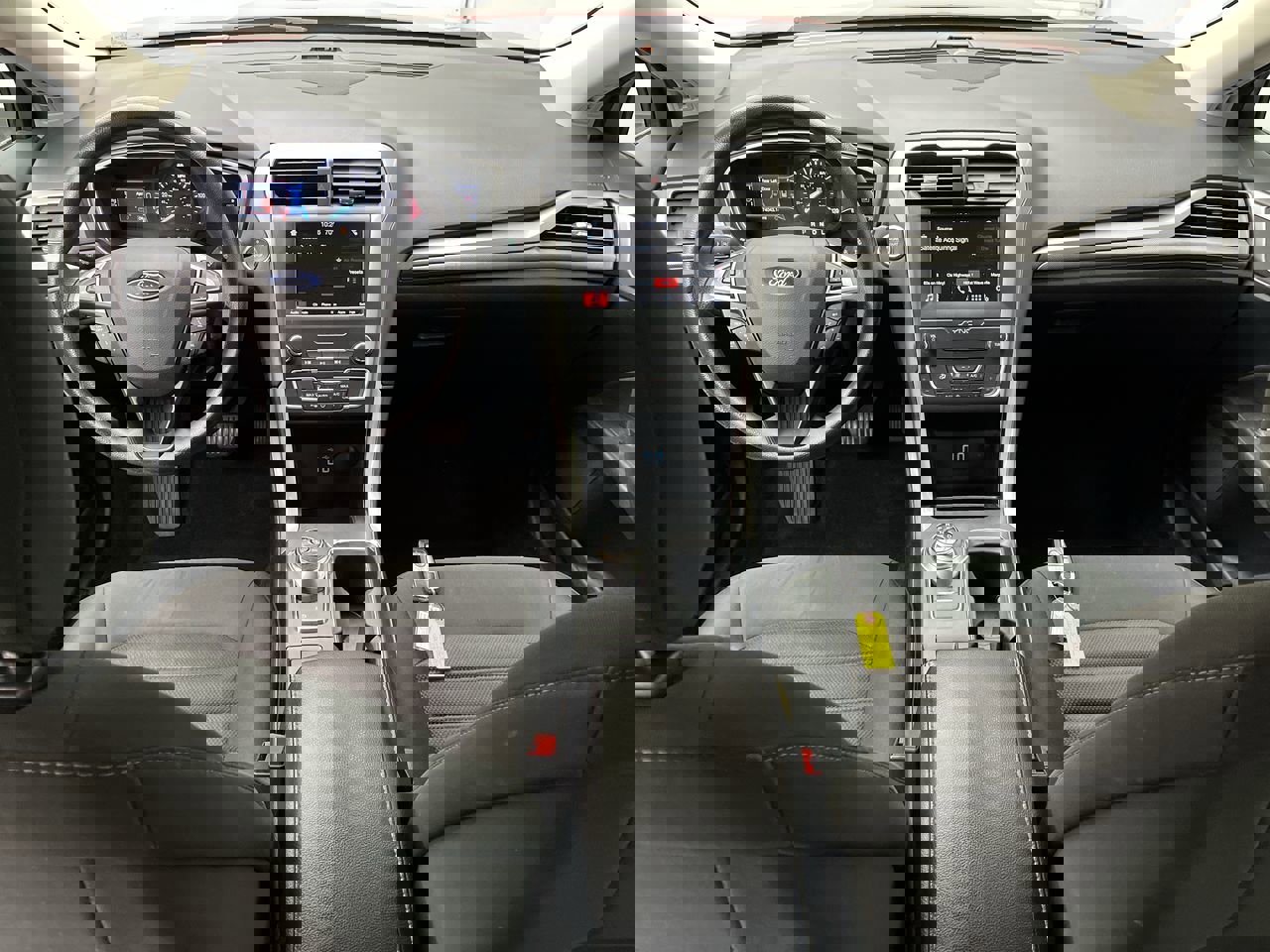 2019 Ford Fusion Hybrid SE photo 3