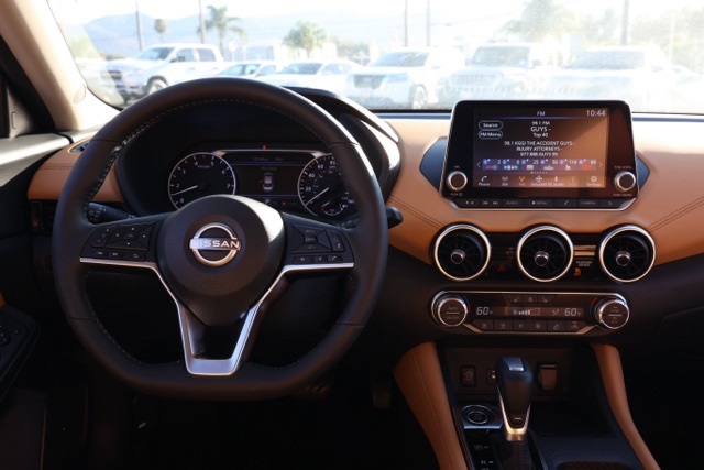 2025 Nissan Sentra SV photo 19