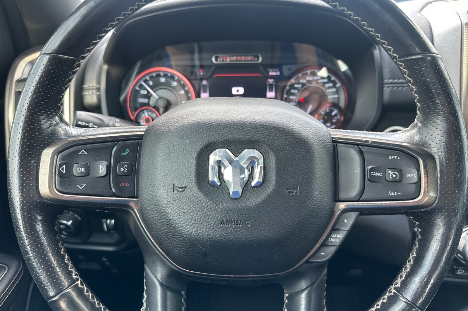 2020 Ram 1500 Rebel photo 28