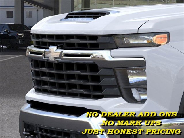 2025 Chevrolet Silverado 2500HD LT photo 13