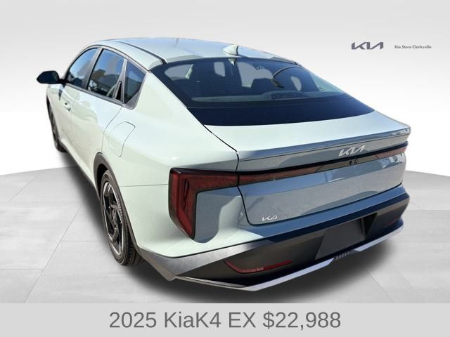 2025 Kia K4 EX photo 3