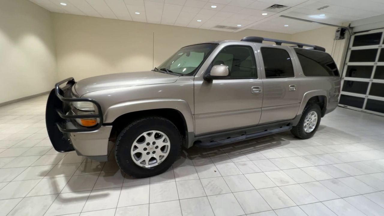 2003 Chevrolet Suburban Z71 photo 31