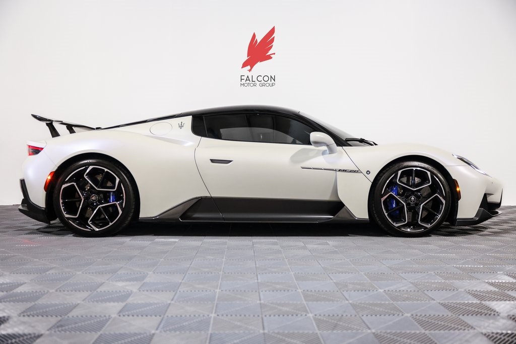 2022 Maserati MC20 Base's photo