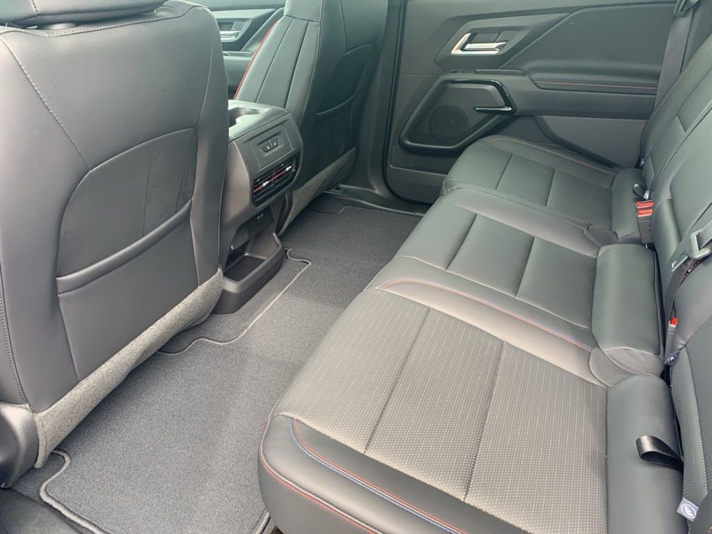 2025 Chevrolet Silverado EV RST photo 12