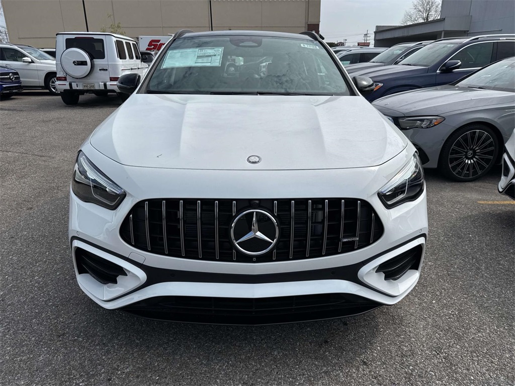 2025 Mercedes Benz GLA AMG 35 4MATIC photo 2